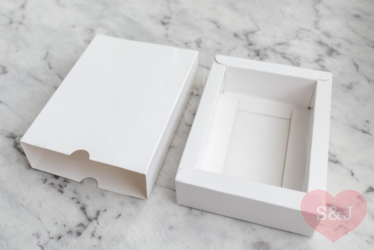 Sleeve Box - White/Brown/Black - Pack of 50
