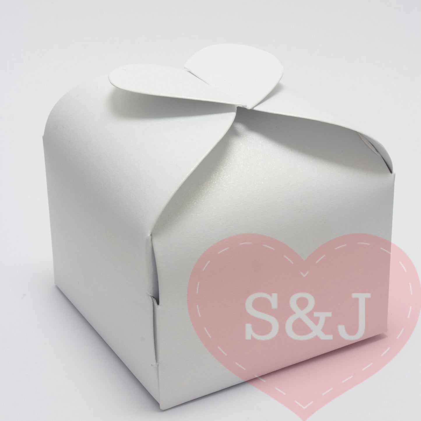 Love heart Favour Box - 6x6x6cm - Pack of 50