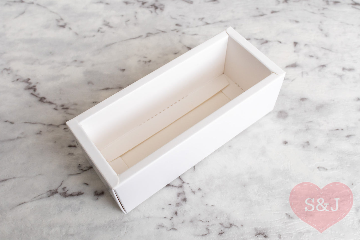 Macaroon Box 300gsm - 15x6x5cm - Pack of 50
